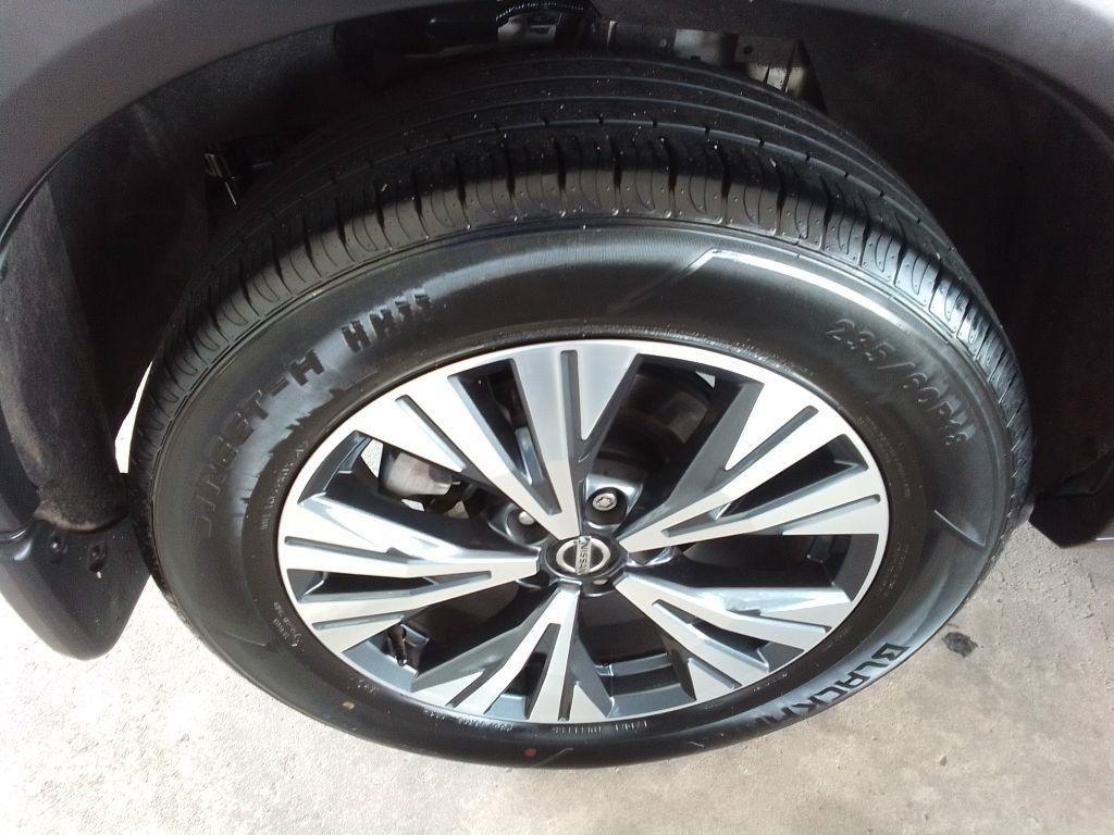 Used 2017 Nissan Rogue SL w/ SL Premium Package AWD/4WD image 30