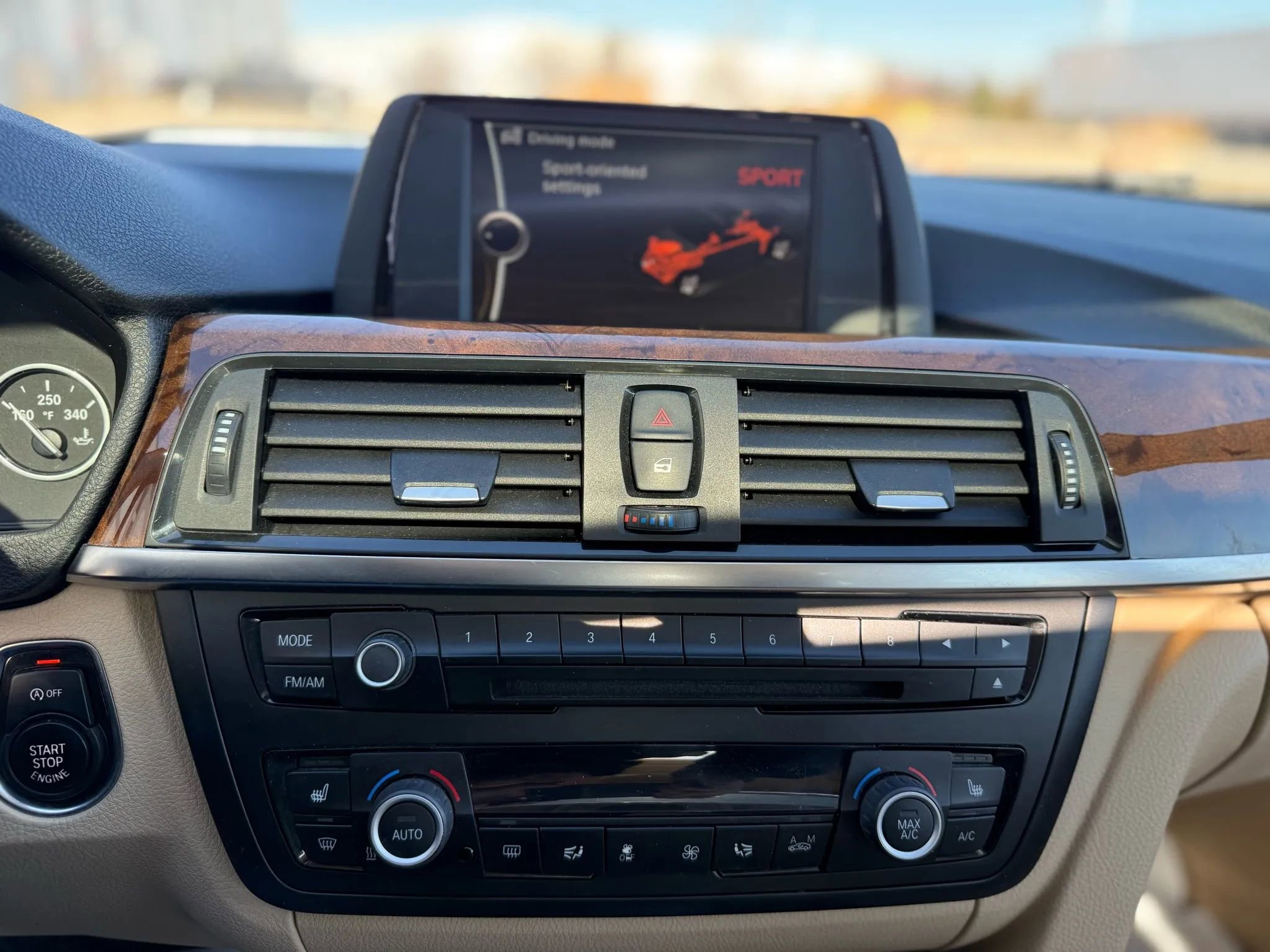 Used 2014 BMW 328i Sedan RWD image 28