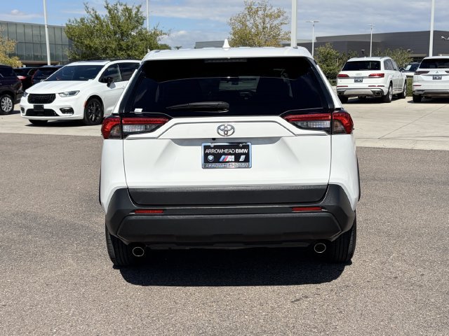 Used 2022 Toyota RAV4 LE AWD/4WD image 7