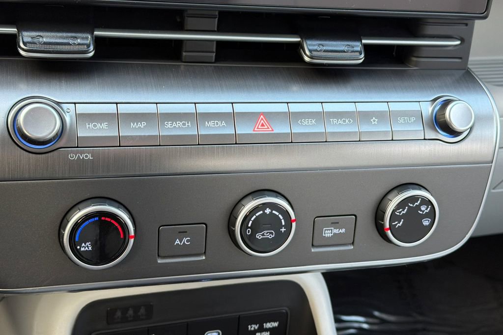 New 2026 Hyundai Kona SE image 18