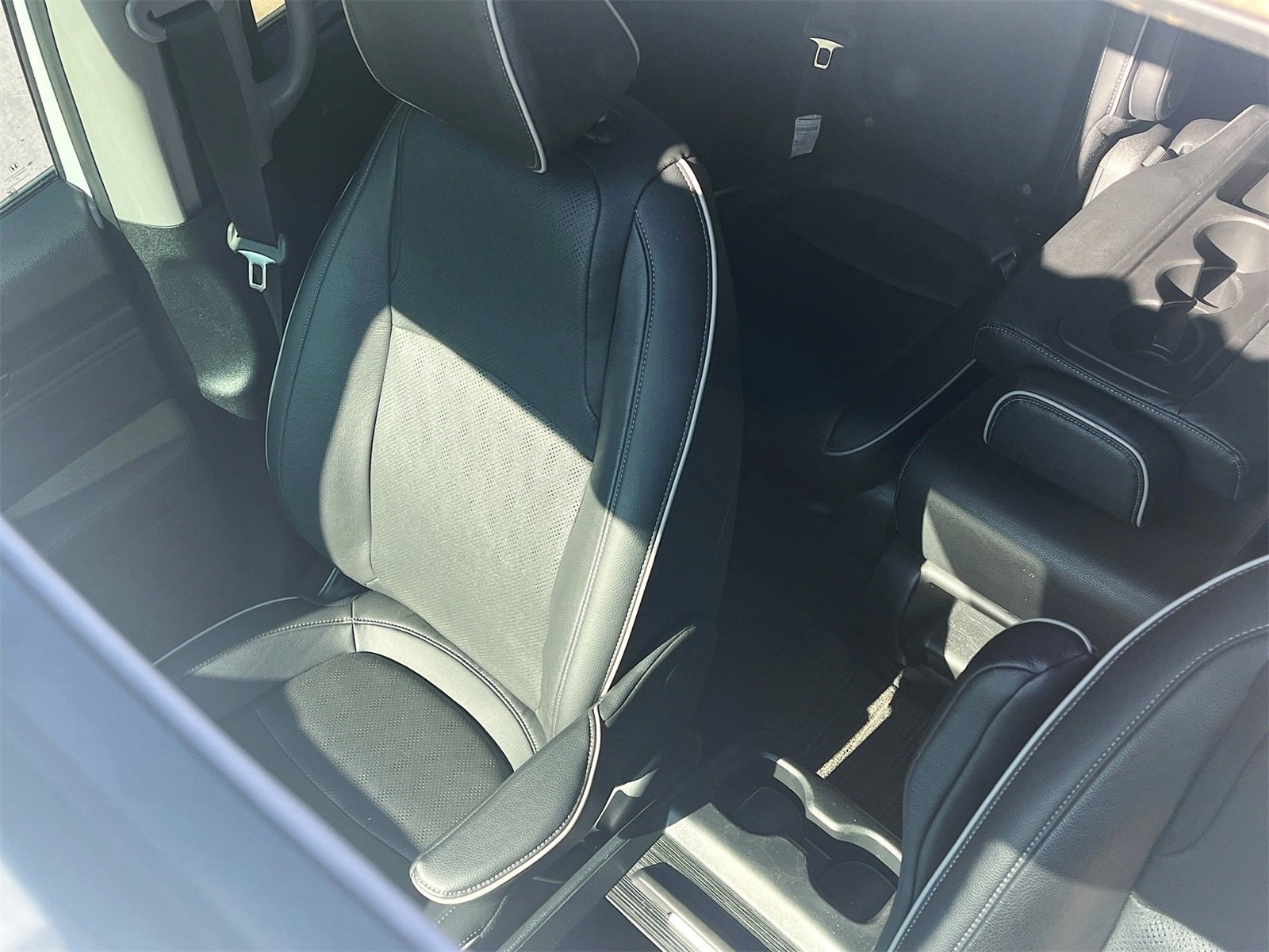 Used 2023 Honda Odyssey Elite image 22