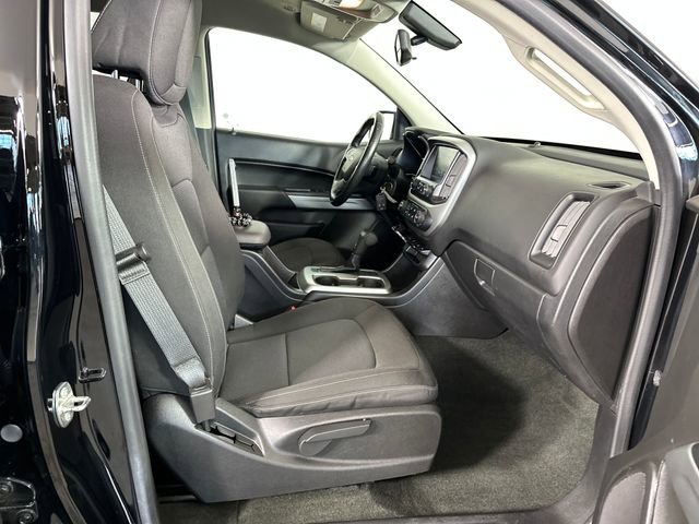 Used 2016 Chevrolet Colorado LT w/ LT Convenience Package AWD/4WD image 28