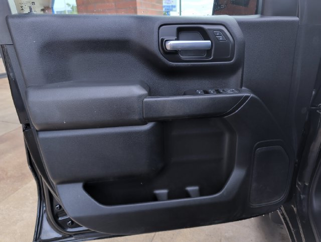 Used 2021 Chevrolet Silverado 1500 Custom AWD/4WD image 12