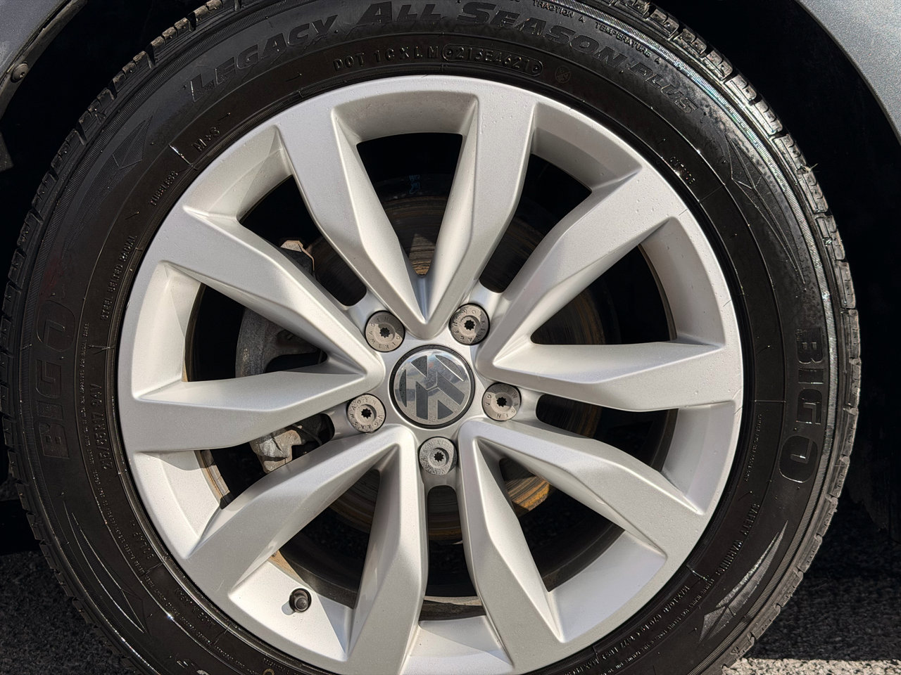 Used 2017 Volkswagen Beetle 1.8T S image 9