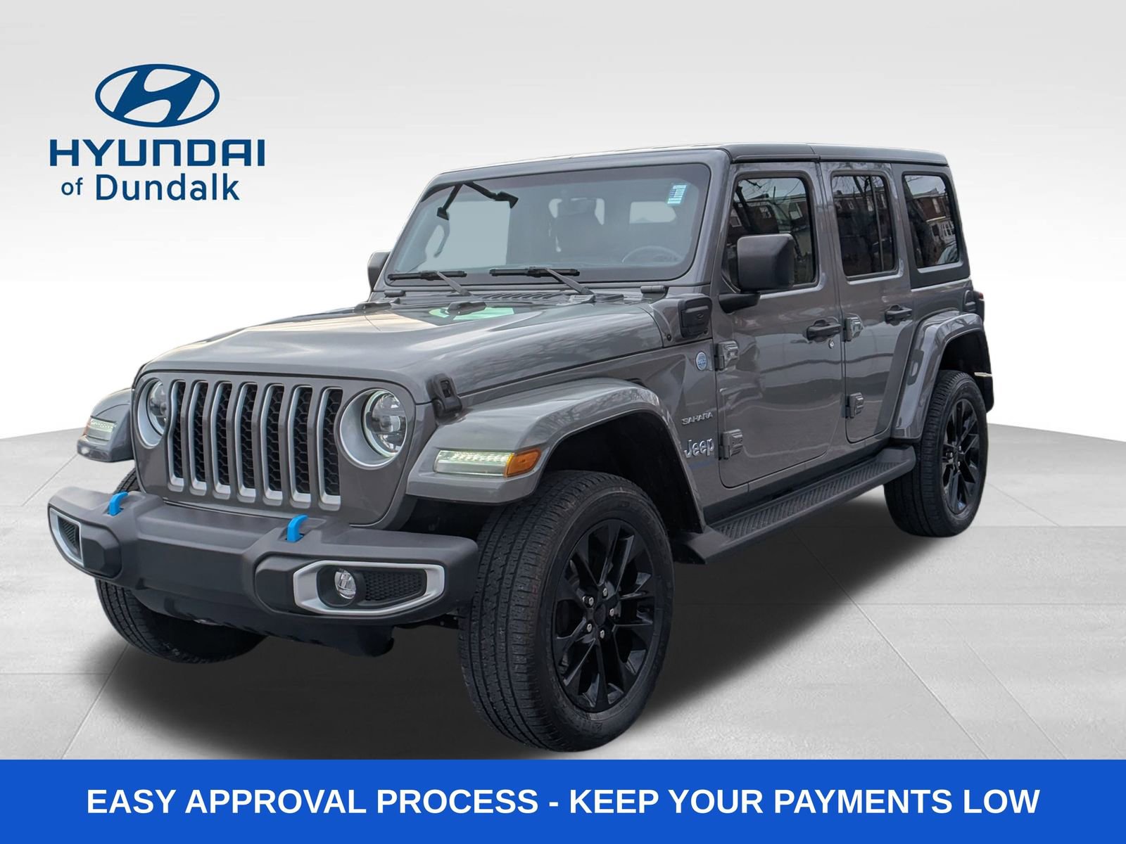 Used 2023 Jeep Wrangler Unlimited Sahara w/ Cold Weather Group image 1