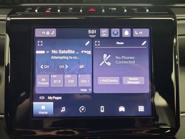 New 2025 Jeep Grand Cherokee Altitude image 24