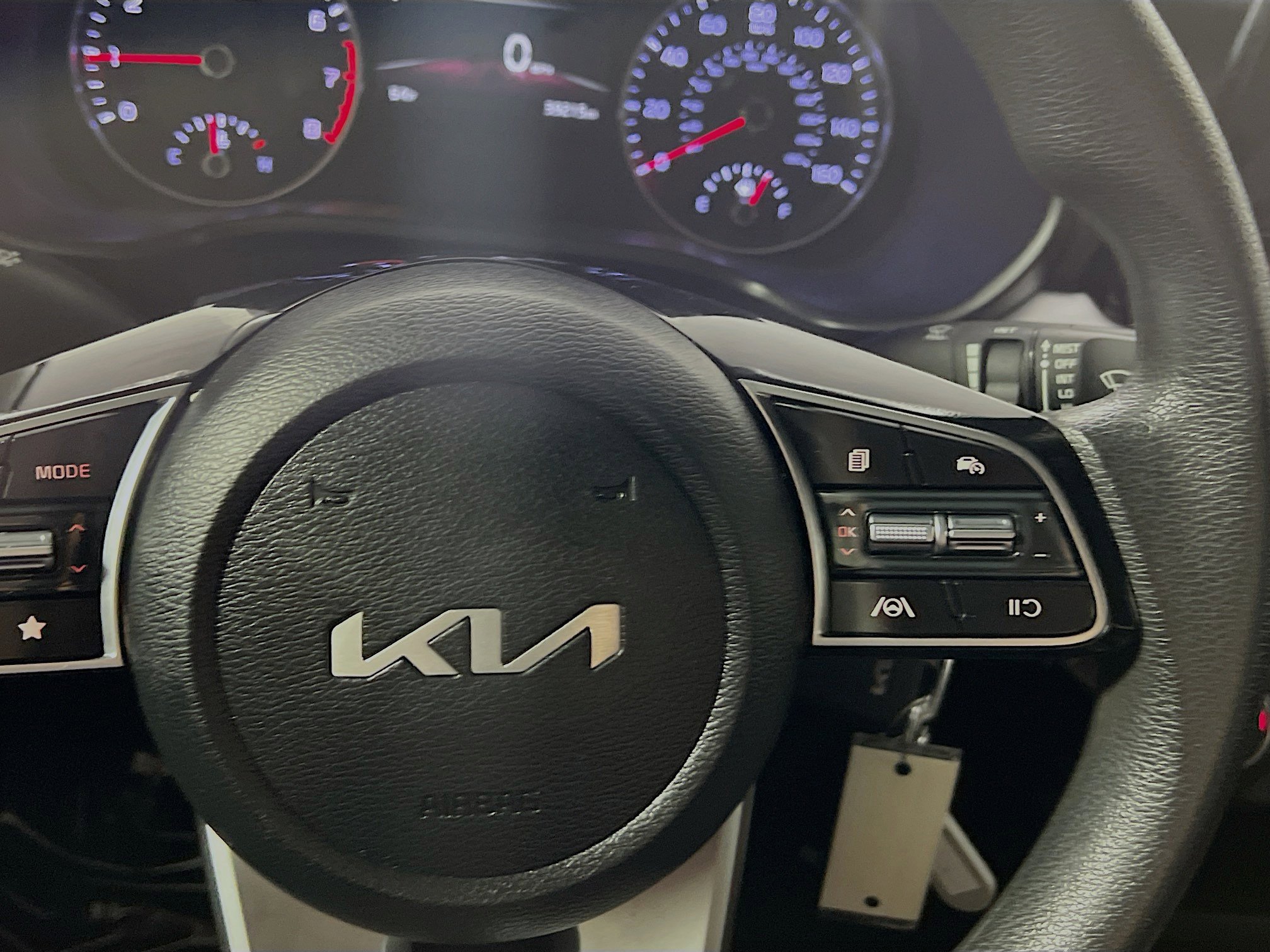 Used 2024 Kia Forte LXS image 20