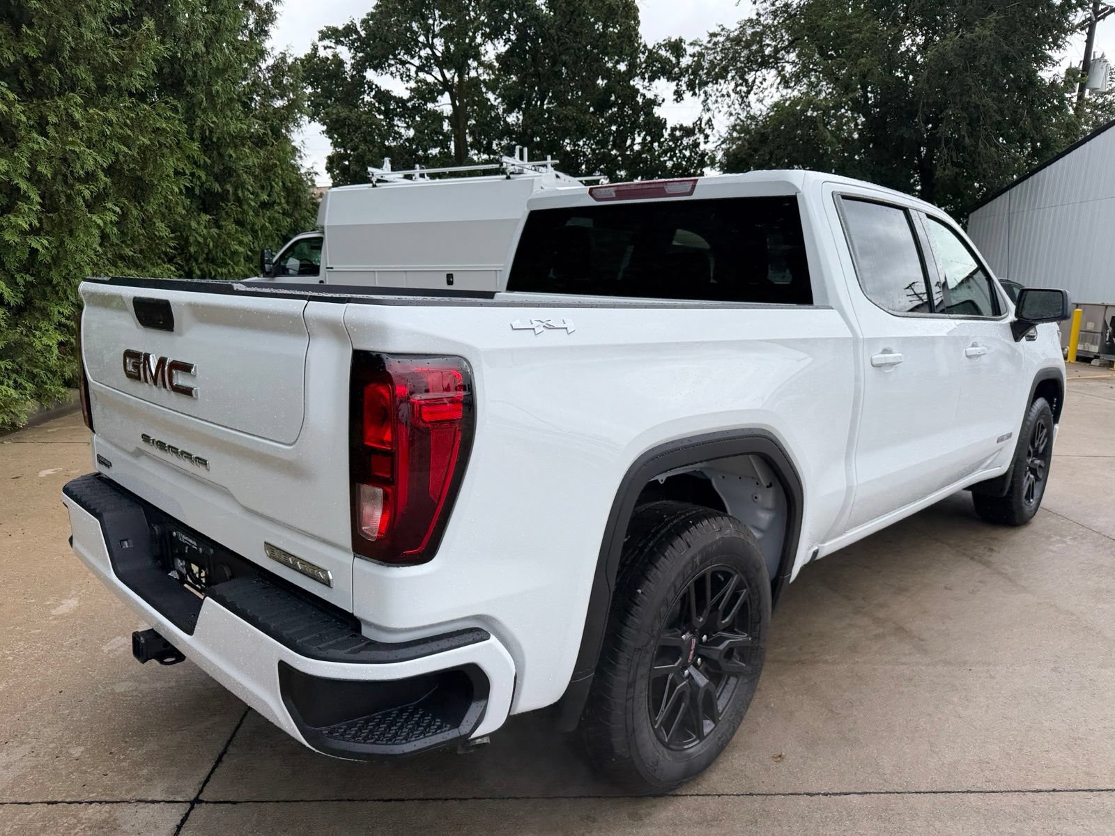 New 2026 GMC Sierra 1500 Elevation AWD/4WD image 8