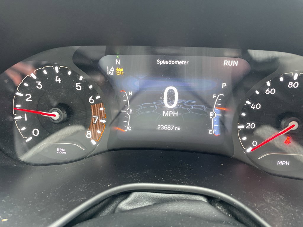 Used 2023 Jeep Compass Latitude image 12