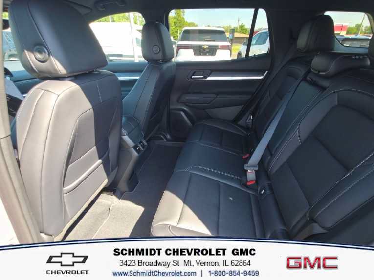 New 2027 GMC Terrain Elevation w/ Elevation Premium Package AWD/4WD image 11