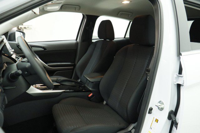 New 2026 Mitsubishi Eclipse Cross LE AWD/4WD image 7