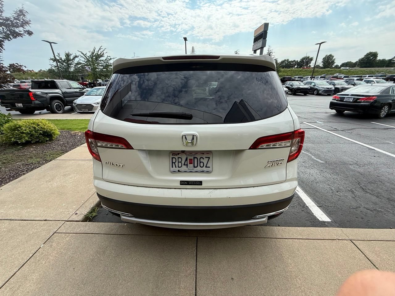 Used 2019 Honda Pilot Touring image 5
