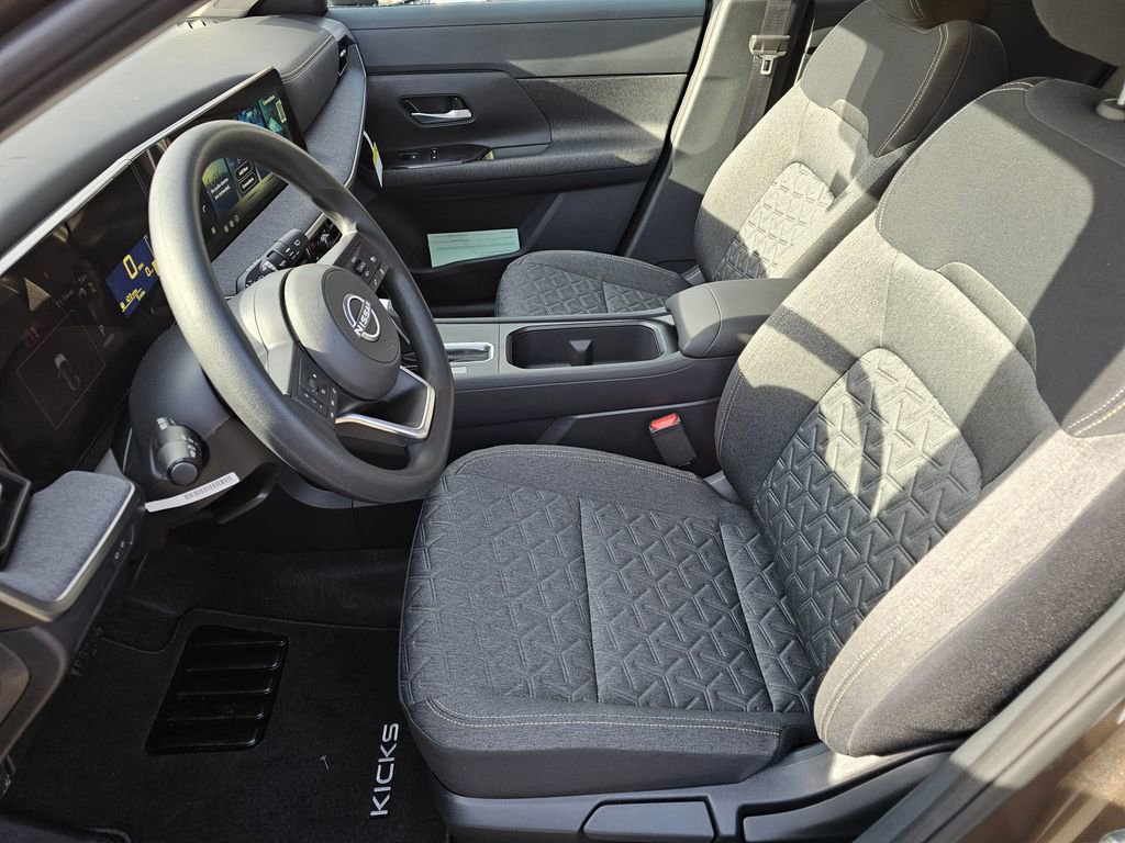 New 2026 Nissan Kicks SV w/ SV Premium Package image 7