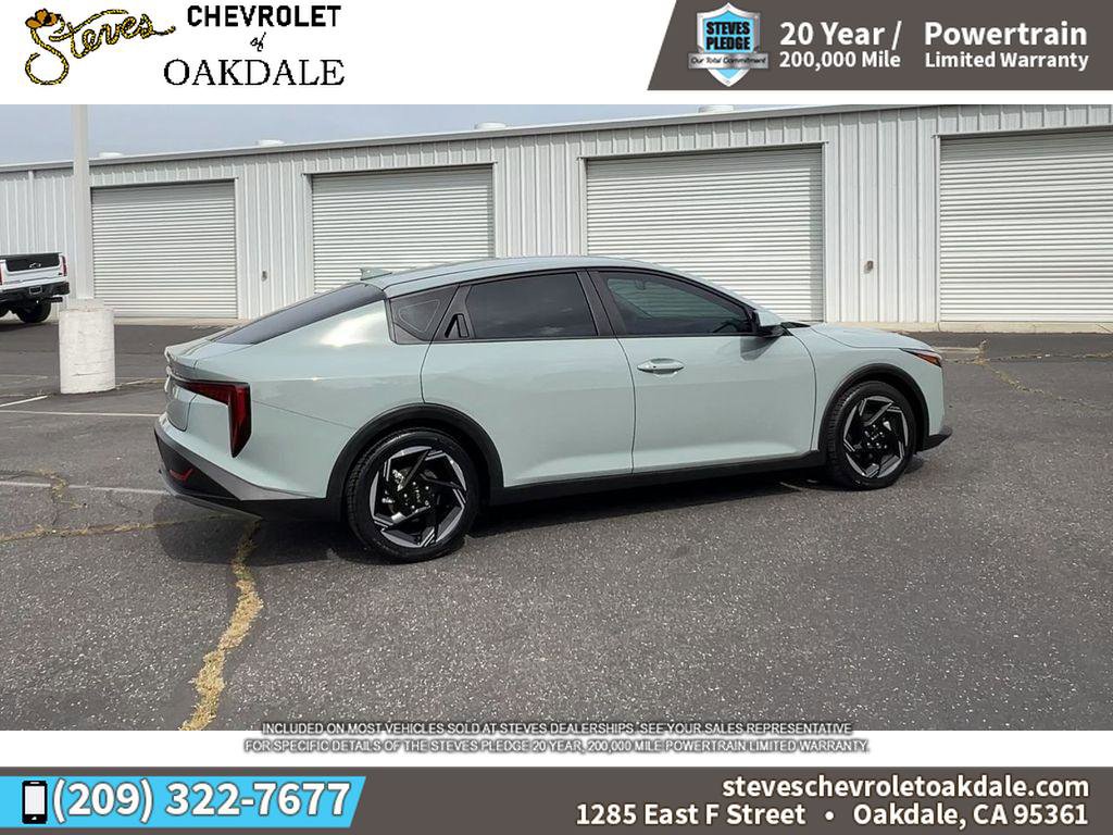 Used 2025 Kia K4 EX image 12