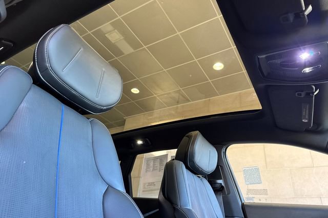 Certified 2024 Cadillac Lyriq Luxury image 17