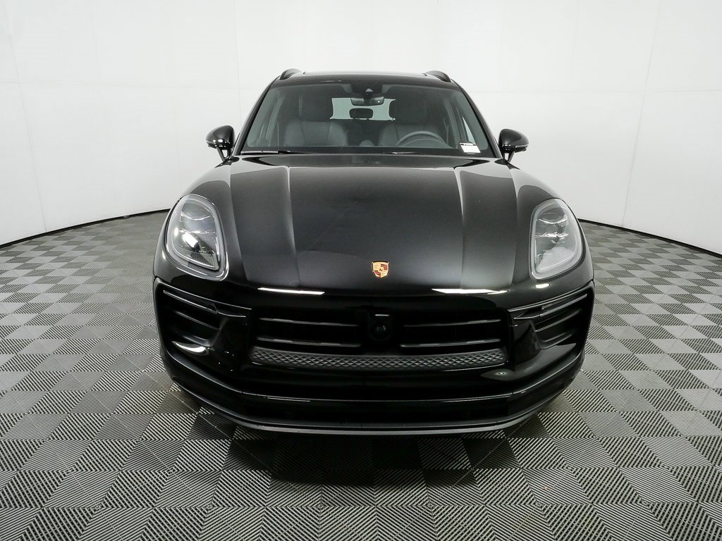 New 2026 Porsche Macan image 37