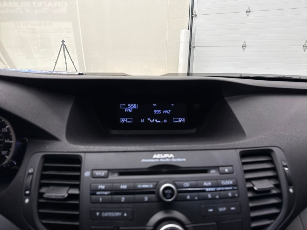 Used 2010 Acura TSX Sedan image 17