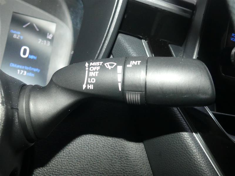 Used 2022 Toyota Corolla LE FWD image 34