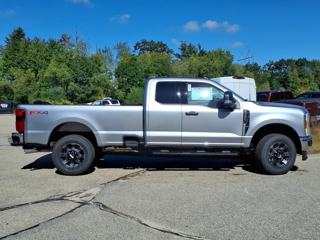 New 2027 Ford F350 XLT w/ 360-Degree Camera Package AWD/4WD image 4