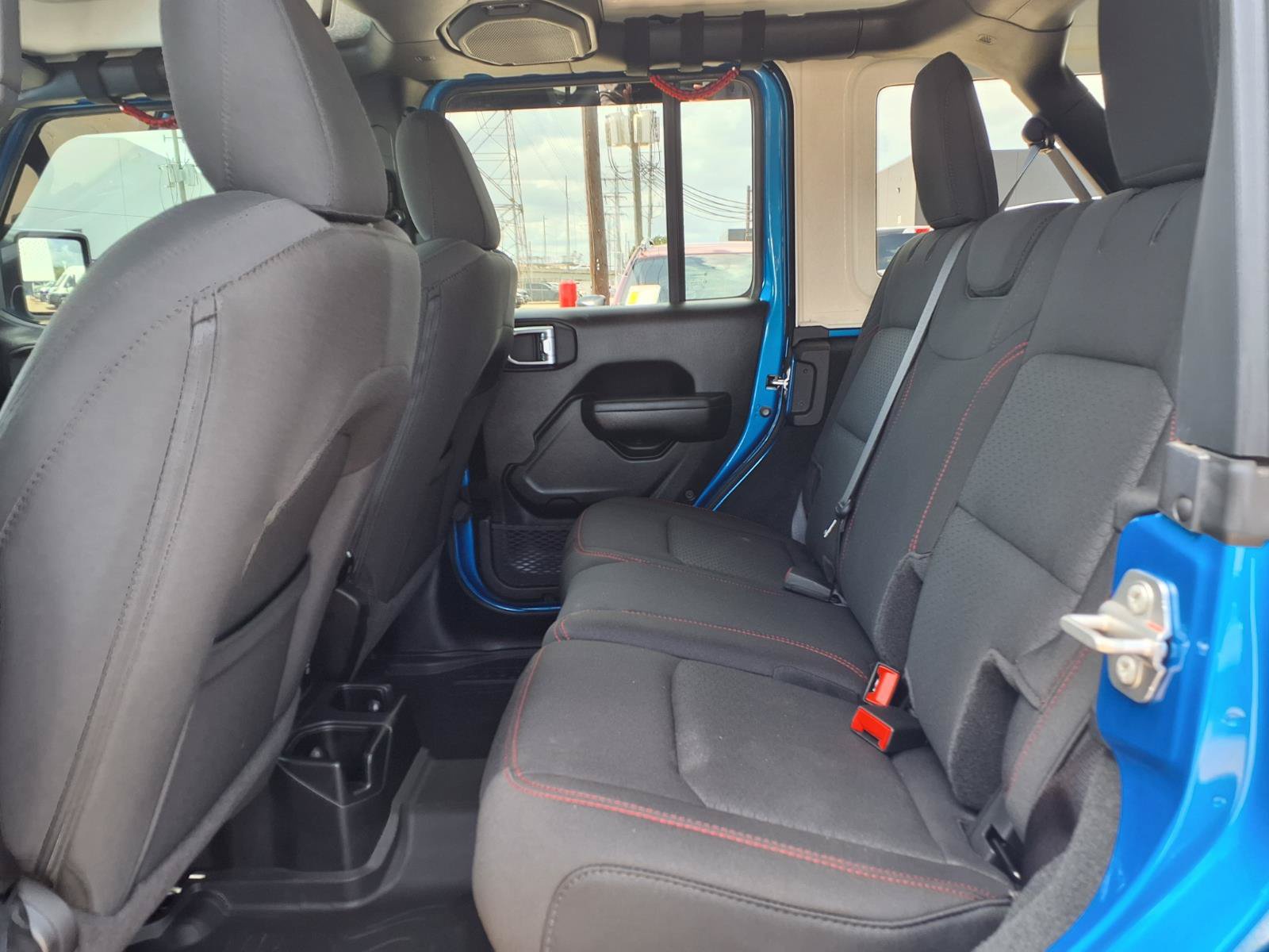 Used 2023 Jeep Wrangler Unlimited Rubicon AWD/4WD image 20