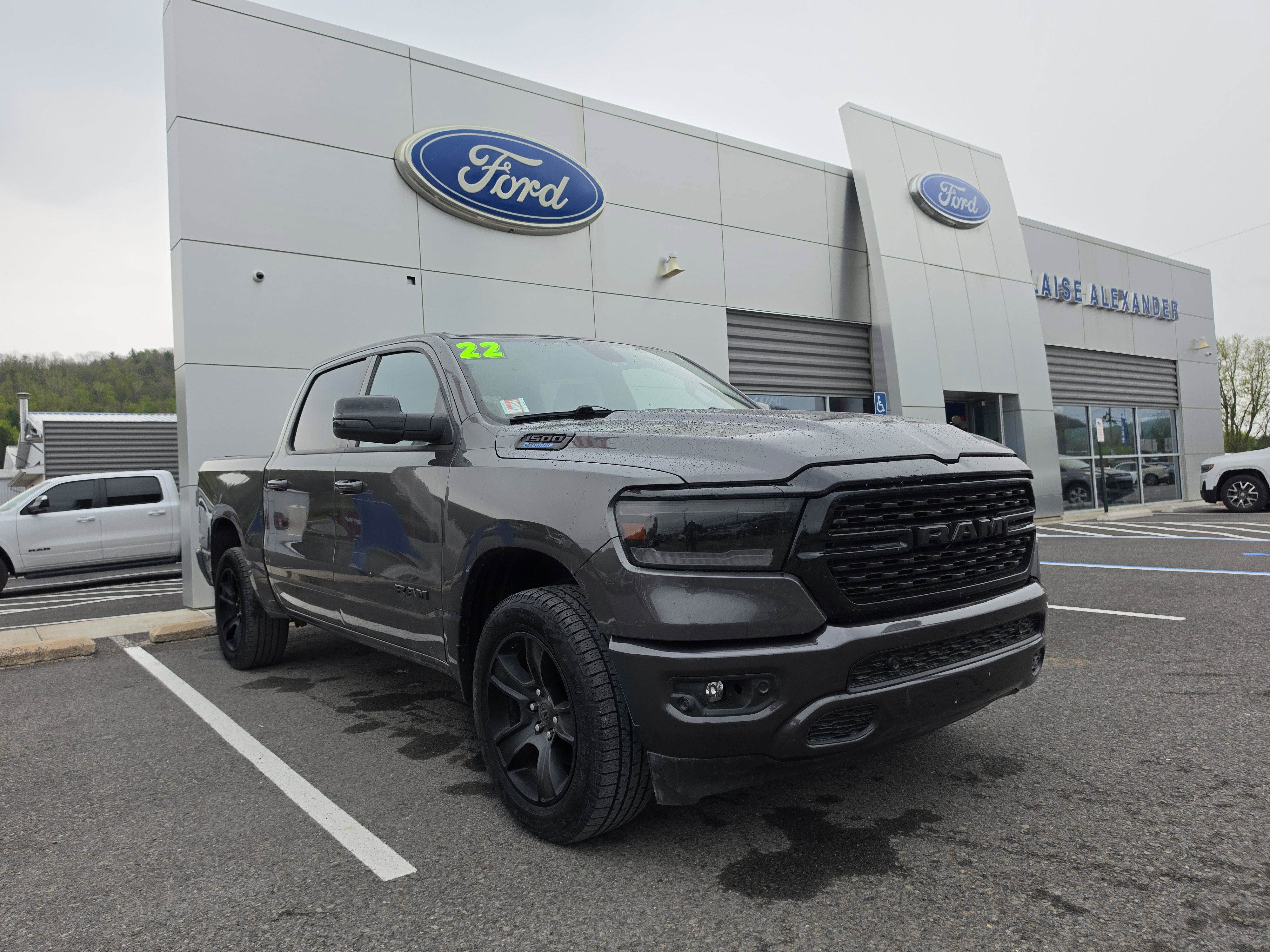 Used 2022 RAM 1500 Big Horn AWD/4WD video 1
