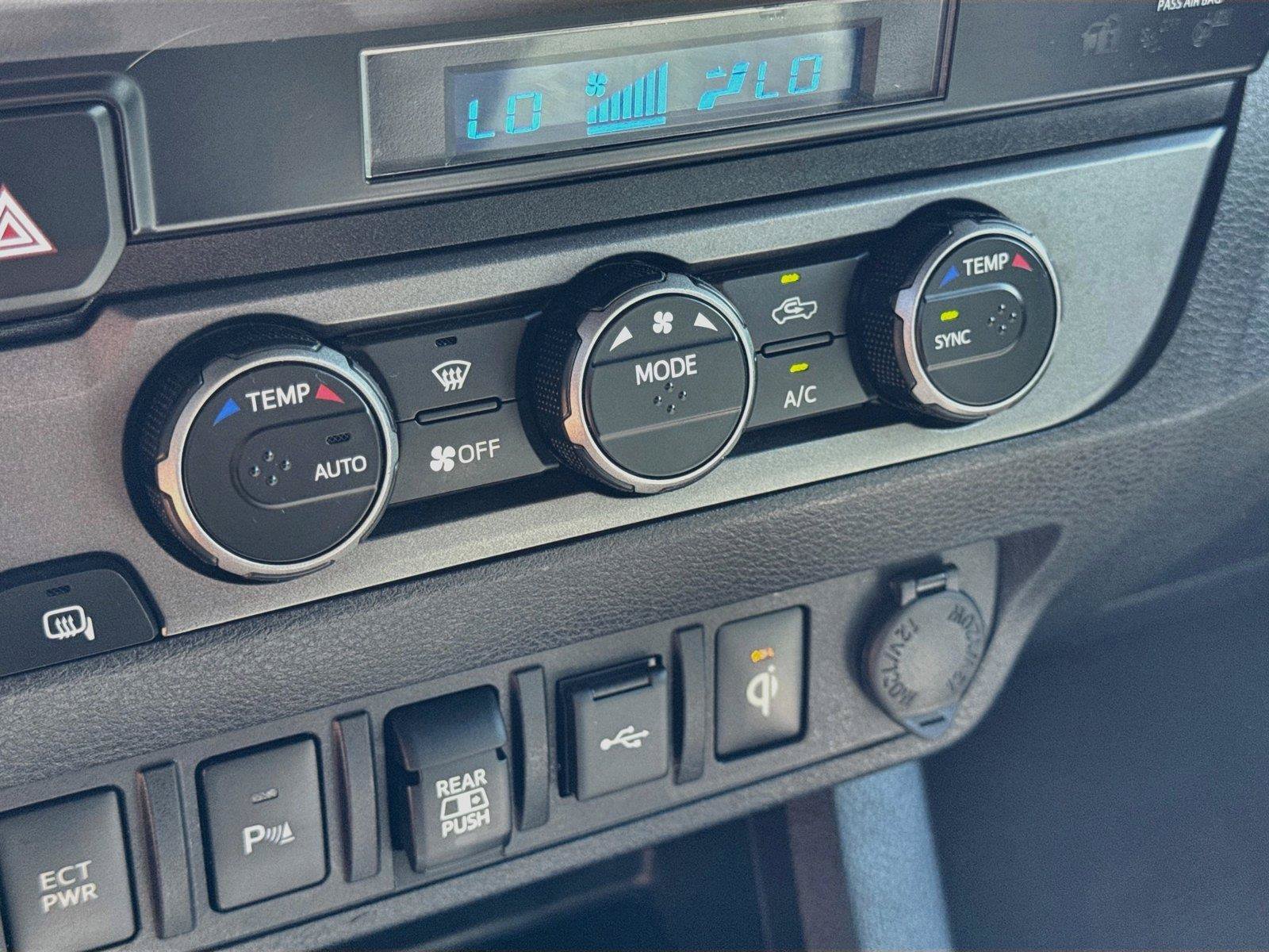 Used 2021 Toyota Tacoma TRD Sport w/ Technology Package RWD image 19