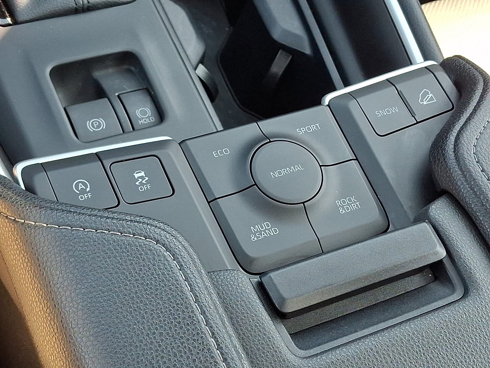 Used 2026 Toyota Grand Highlander AWD image 25