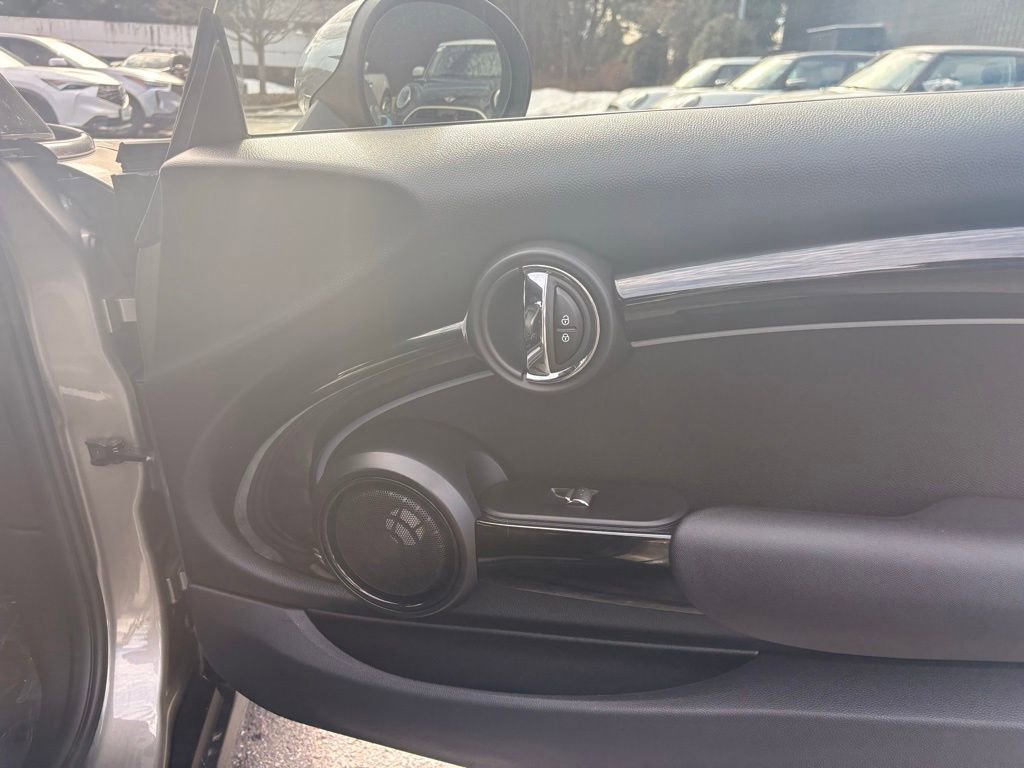 Used 2016 MINI Cooper S image 20