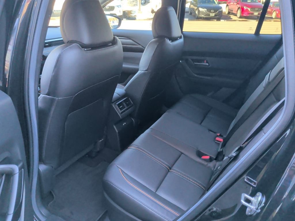 Certified 2025 MAZDA CX-50 AWD 2.5 Hybrid w/ Premium Pkg image 11