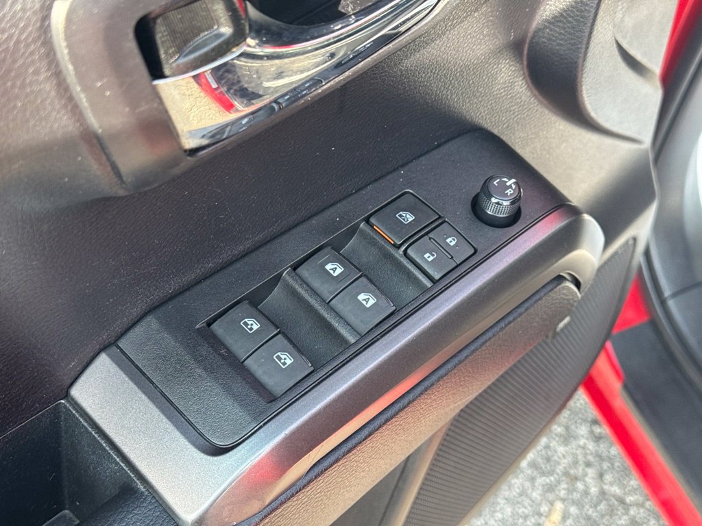 Used 2020 Toyota Tacoma TRD Sport w/ TRD Premium Sport Package AWD/4WD image 40