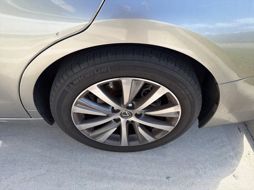 Used 2019 Lexus ES 350 w/ Accessory Package 2 image 7