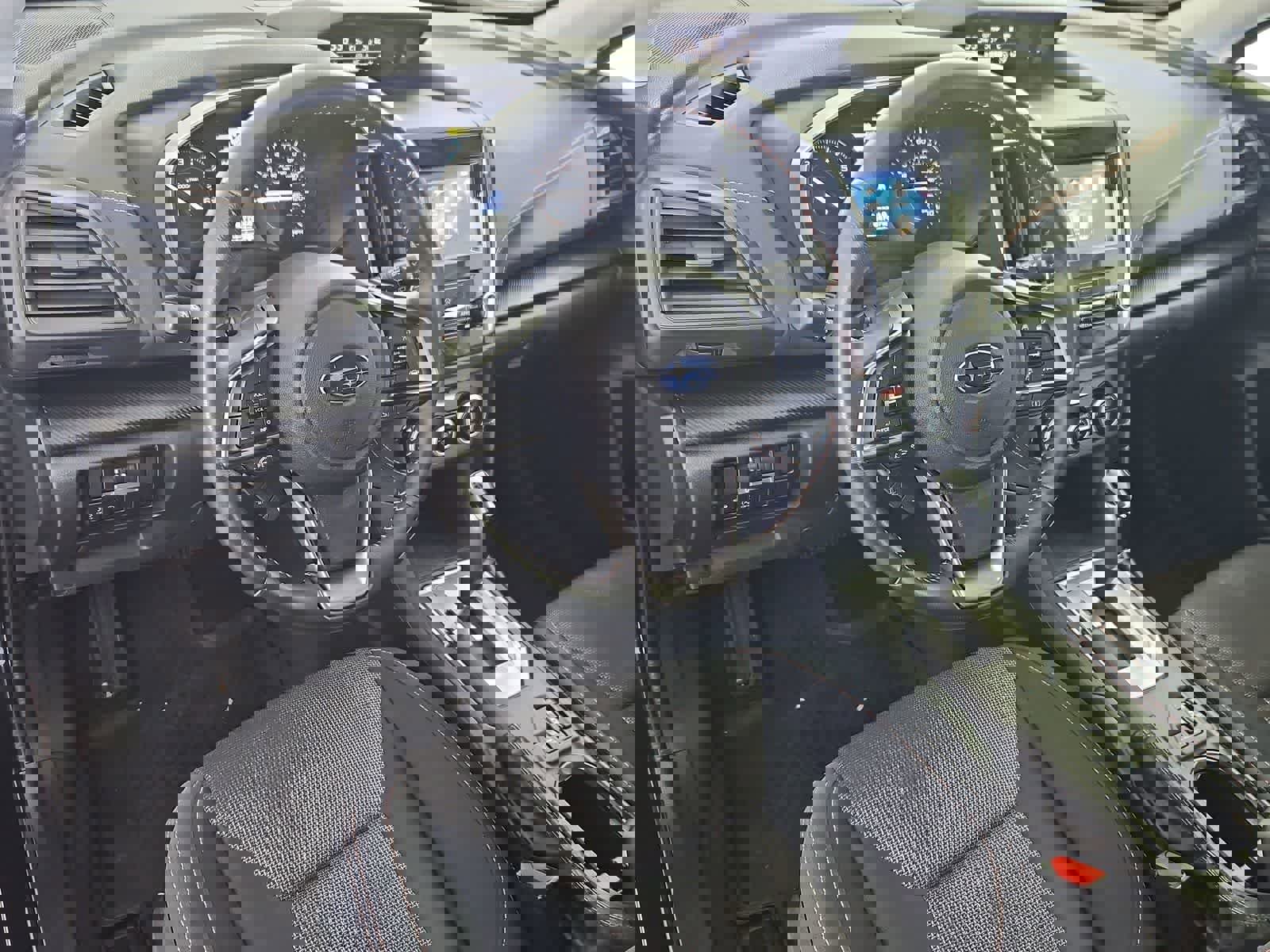 Used 2020 Subaru Crosstrek 2.0i Premium AWD/4WD image 2