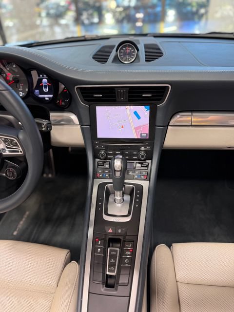 Used 2017 Porsche 911 Carrera S RWD image 25