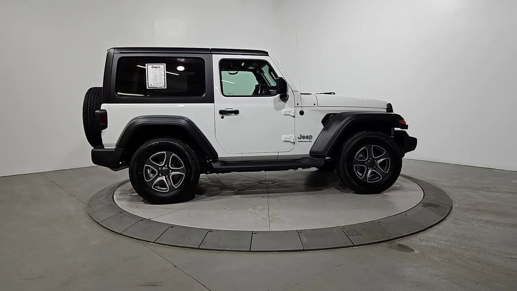 Used 2022 Jeep Wrangler Sport S image 7