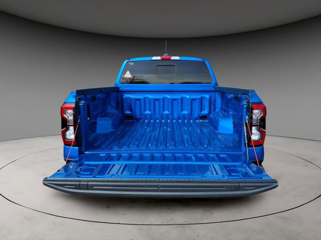 New 2025 Ford Ranger Lariat w/ FX4 Off-Road Package AWD/4WD image 8