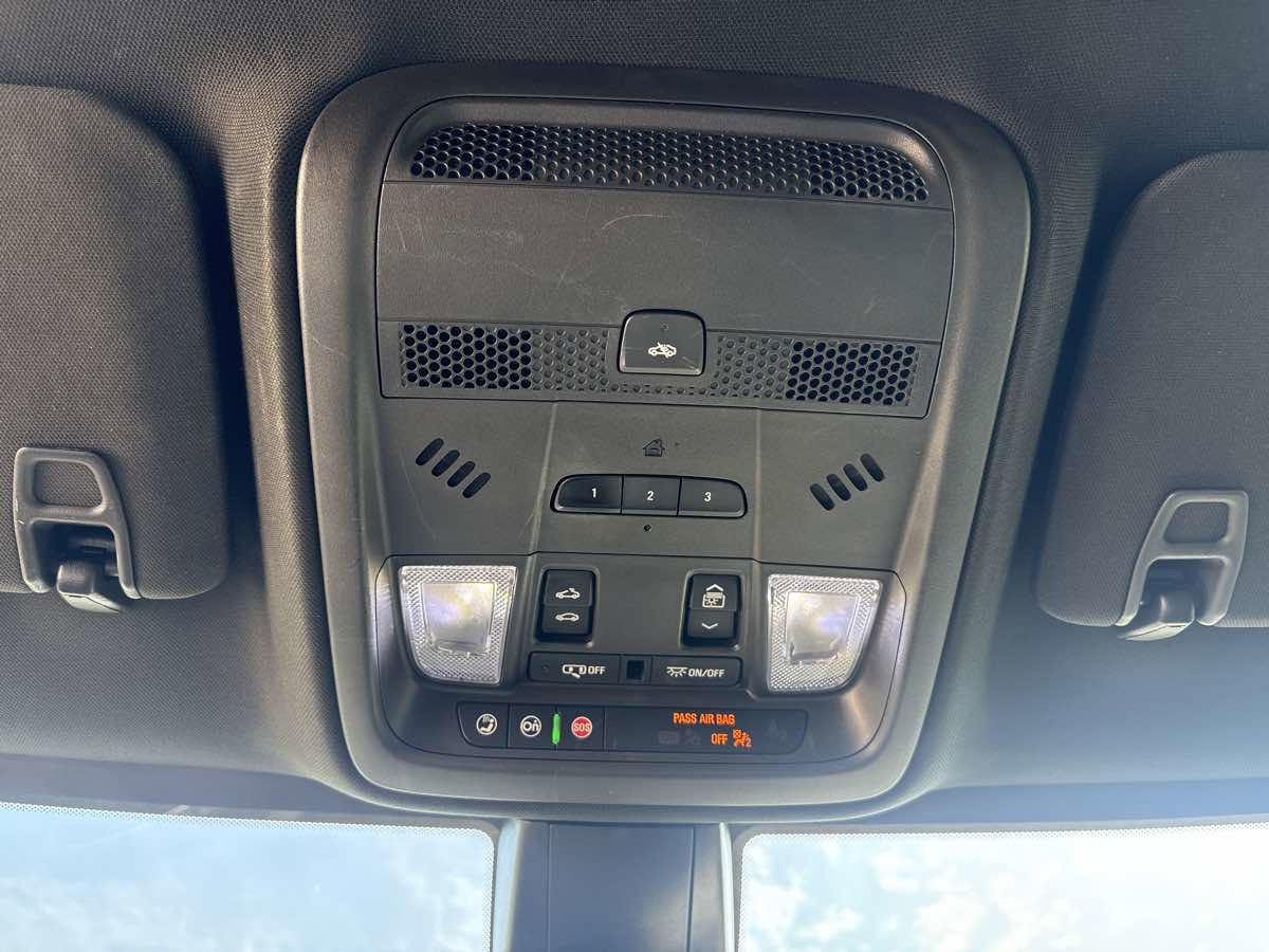 Used 2020 Cadillac XT5 Premium Luxury image 31