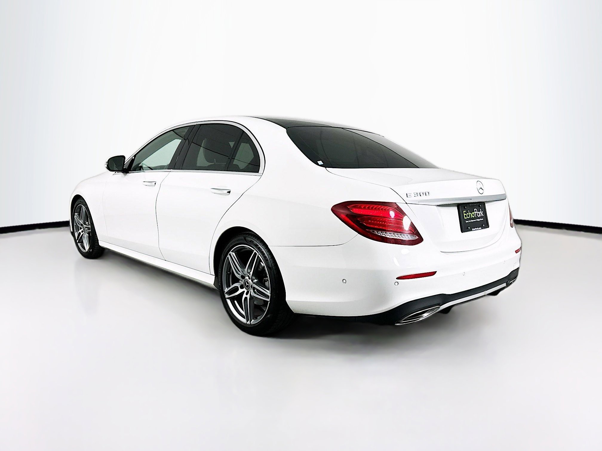 Used 2018 Mercedes-Benz E 300 image 5