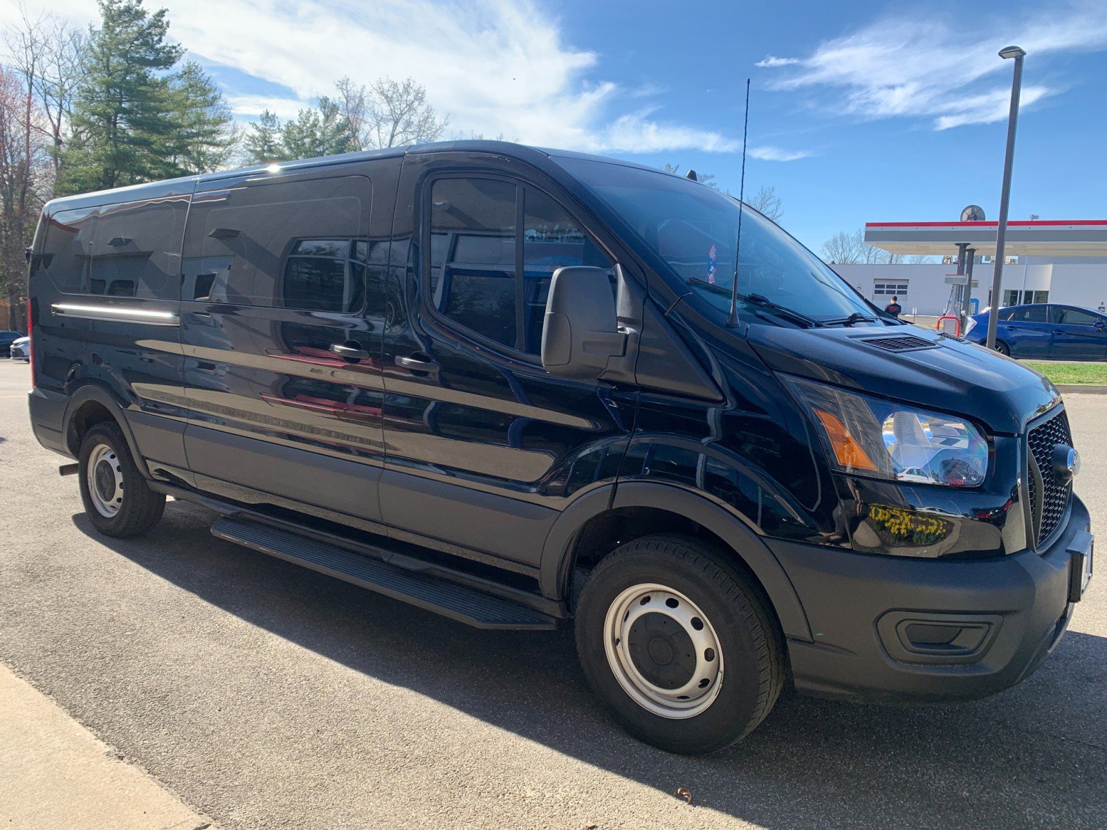 Used 2023 Ford Transit 350 XL RWD image 3