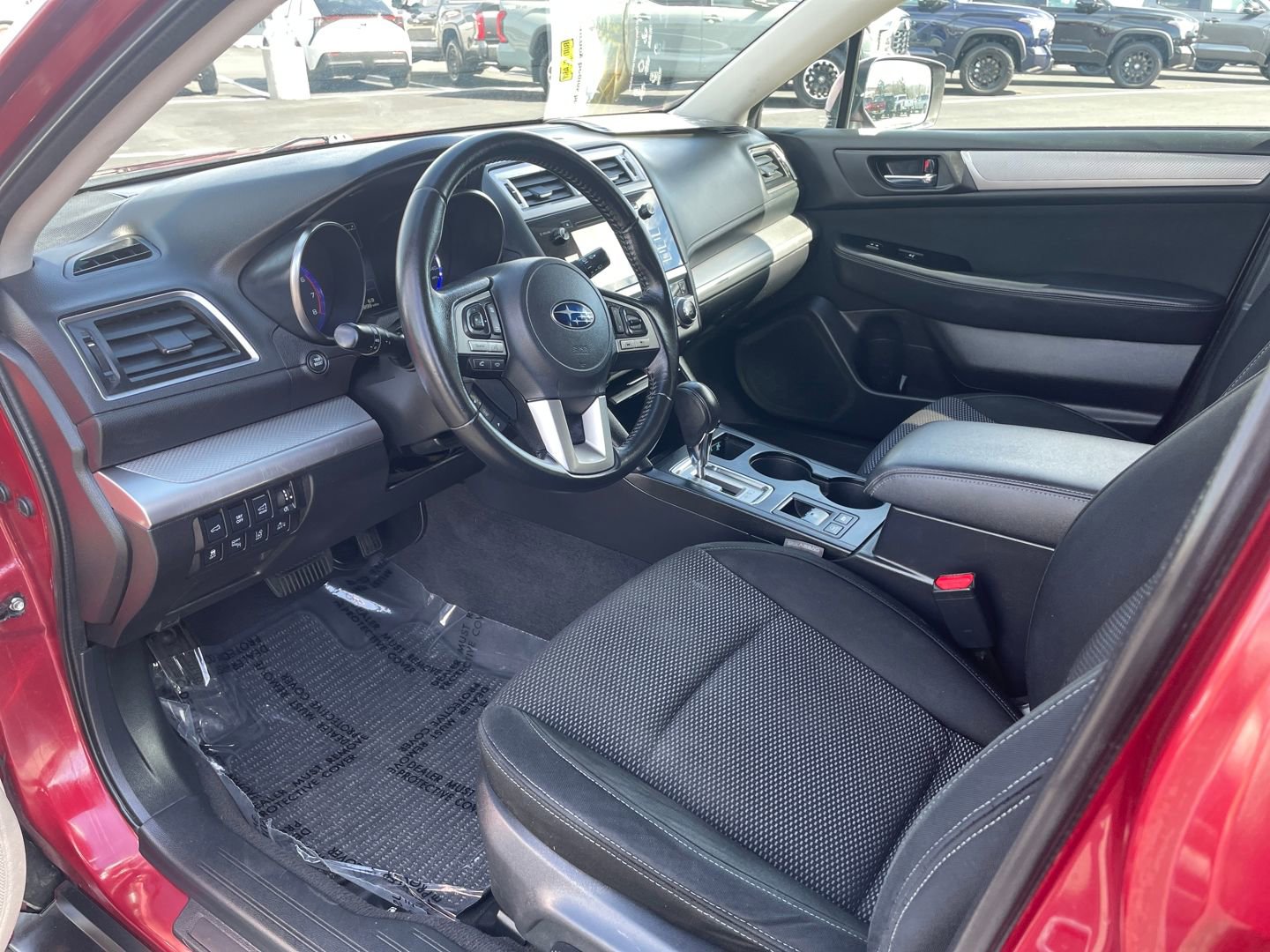 Used 2016 Subaru Outback 2.5i Premium image 10