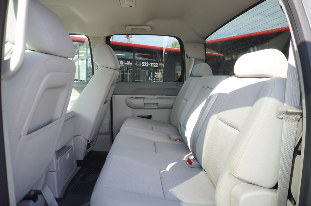 Used 2014 Chevrolet Silverado 3500 LT w/ Custom Sport Truck Package AWD/4WD image 24