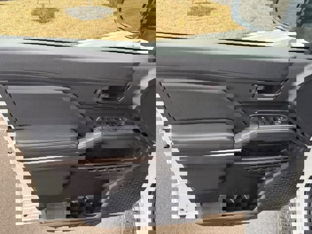 Used 2025 Toyota 4Runner SR5 image 4