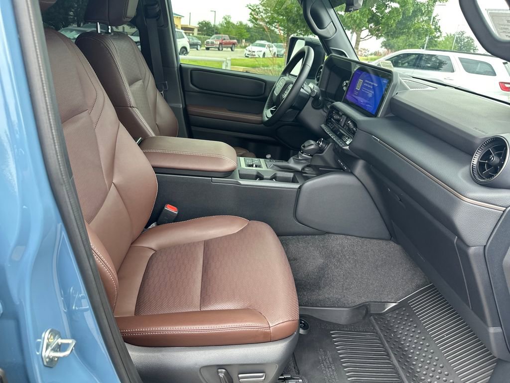 Used 2025 Toyota Land Cruiser w/ Premium Package AWD/4WD image 37
