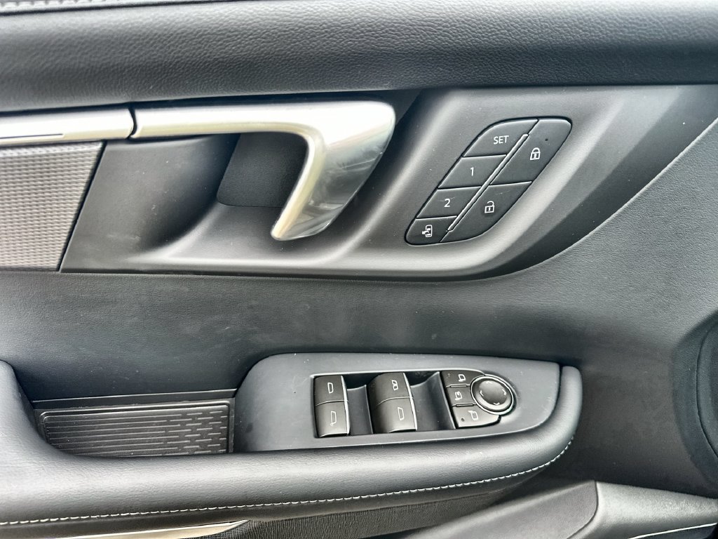 New 2026 Buick Enclave Sport Touring w/ Power Package FWD image 22