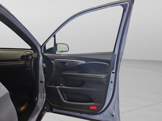 Certified 2022 Honda Passport TrailSport image 32