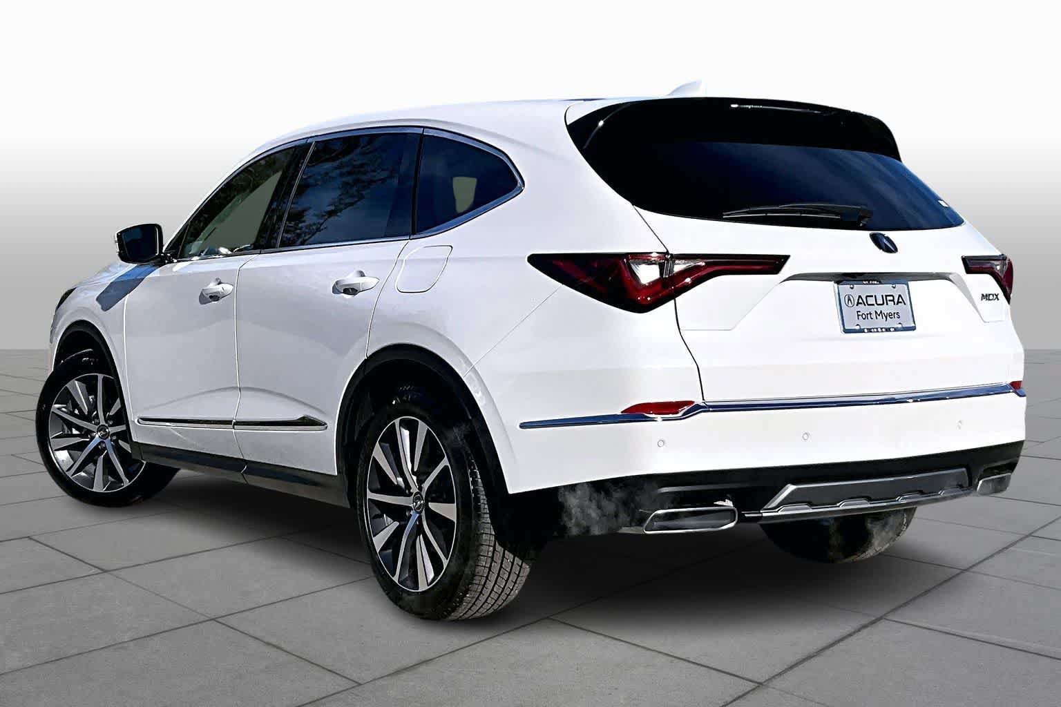 Certified 2026 Acura MDX w/ Technology Package FWD image 12