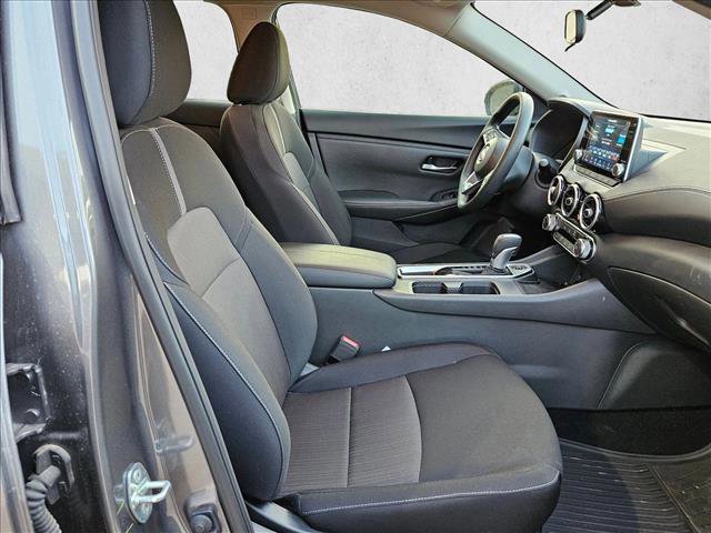 Used 2025 Nissan Sentra SV FWD image 16