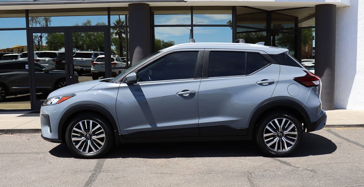 Used 2023 Nissan Kicks SV w/ Exterior Package FWD image 8