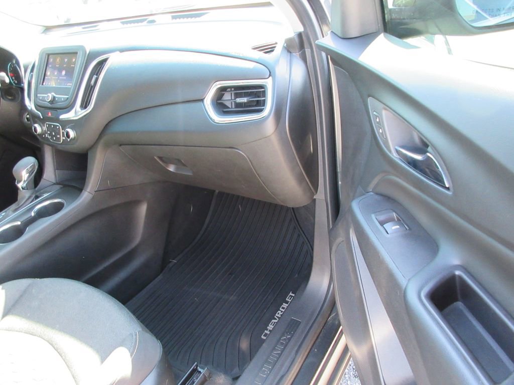 Certified 2020 Chevrolet Equinox LT w/ Driver Convenience Package image 19