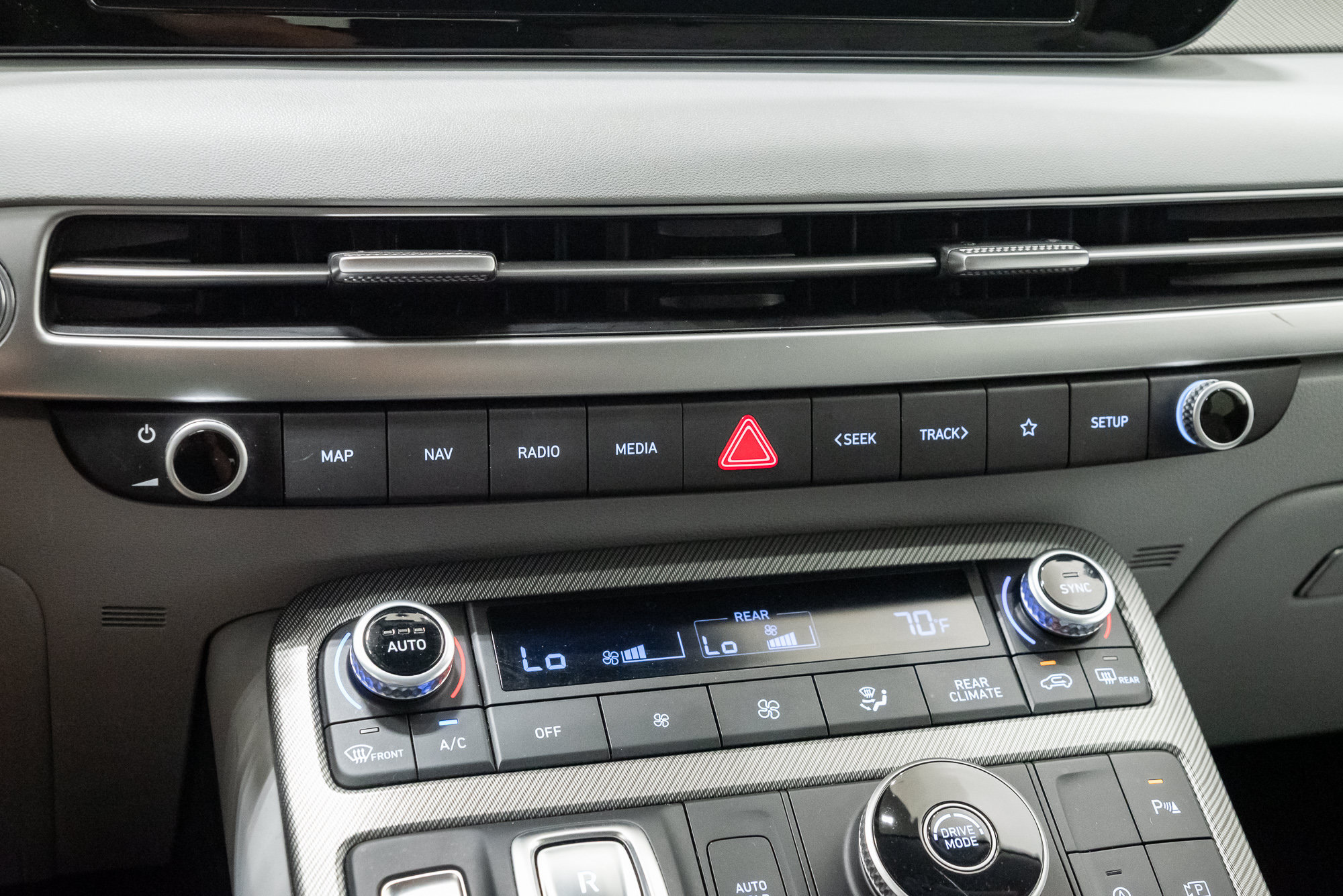 Used 2024 Hyundai Palisade SEL FWD image 18