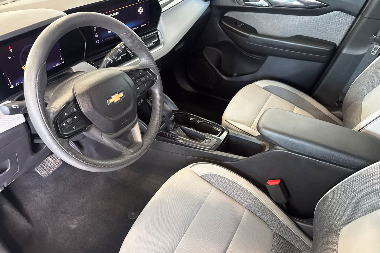 Used 2025 Chevrolet TrailBlazer LT AWD/4WD image 13